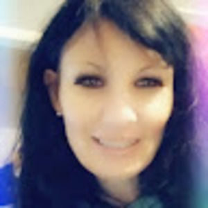 Meet your Posher, Alicia